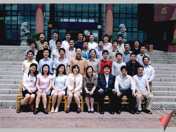 2005年机械与动力工程学院F0106102班毕业照