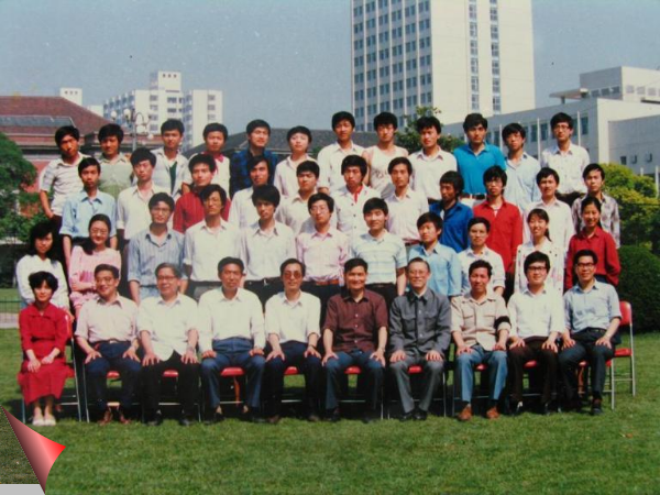 1988年动力机械工程系核工程专业毕业照